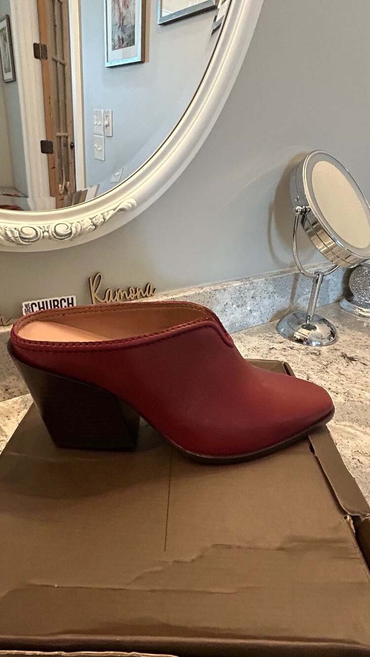 Linea Paolo Shelleyx-L Deep Red Leather Mules Size 9 M - Picture 3 of 5